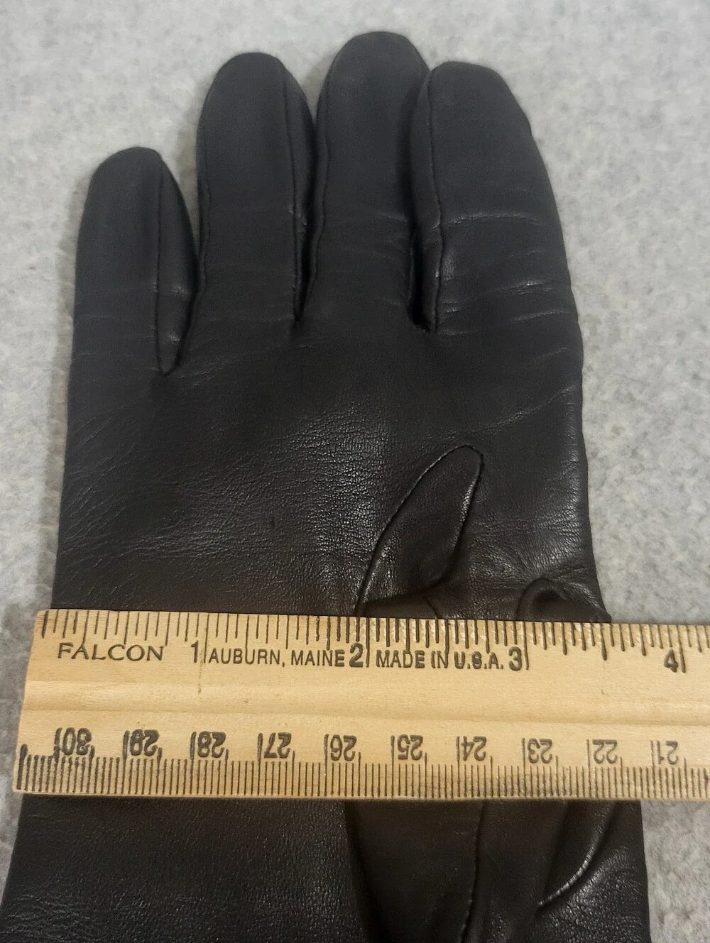 Vintage Wilsons Leather Gloves Women Size L Thinsulate Winter Driving Minimalist
